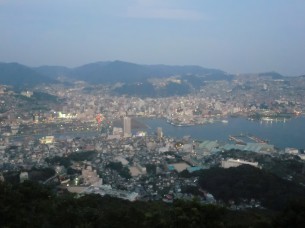 稲佐山展望台から望む長崎港